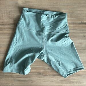 Wunder Train HR Short 8”